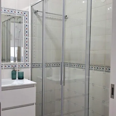 Apartamento Da Rocha 8, Sea View *